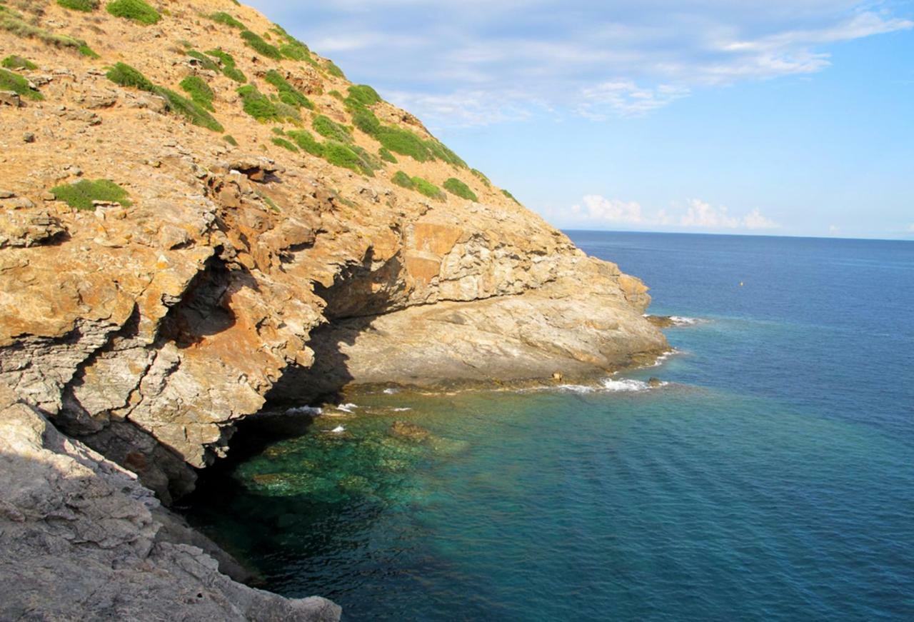 Isola D'Elba Come In Barca, A Un Tuffo Dal Mare Capoliveri Kültér fotó