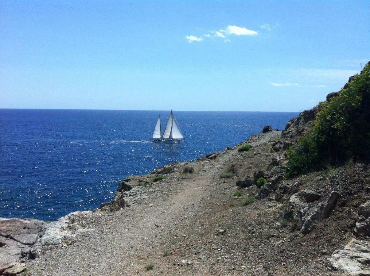 Isola D'Elba Come In Barca, A Un Tuffo Dal Mare Capoliveri Kültér fotó